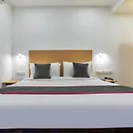 Oyo Townhouse 156 Maraimalai Nagar