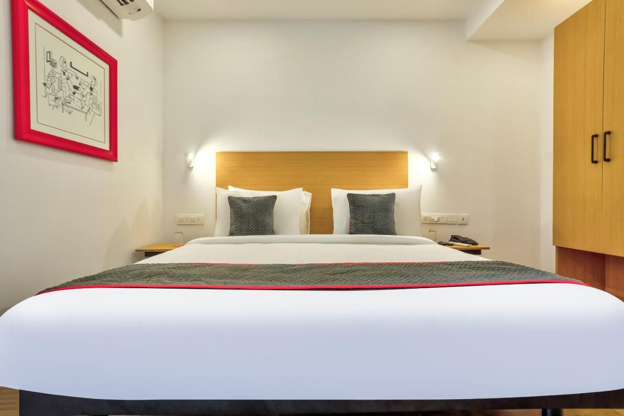 Oyo Townhouse 156 Maraimalai Nagar Hotel
